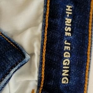 American Eagle skinny jeggings